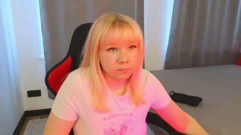 Soffa Mitchell online show from August 5, 5:38 am