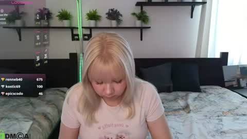 Soffa Mitchell online show from August 15, 5:55 am