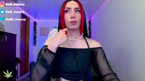 soffi_bunny_ online show from July 23, 7:27 pm