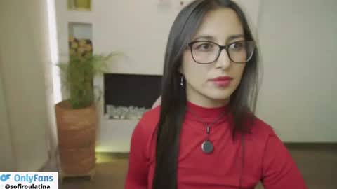 soffi_rousel_ online show from August 2, 9:33 pm