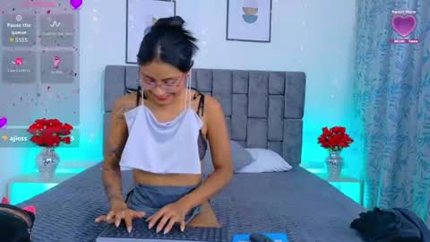 SOFFI AND CHISTOPHER online show from August 4, 4:37 pm