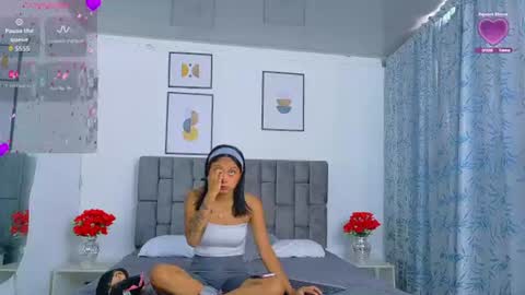 SOFFI AND CHISTOPHER online show from August 14, 12:20 pm
