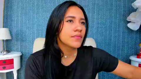 Sofhia  online show from July 13, 1:45 am