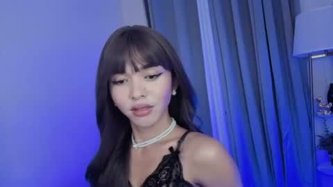 sofhia_love online show from June 22, 7:36 pm