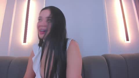 Sofia online show from August 8, 3:34 pm