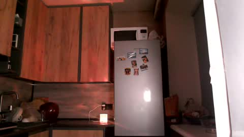 Sofi online show from August 31, 7:58 pm
