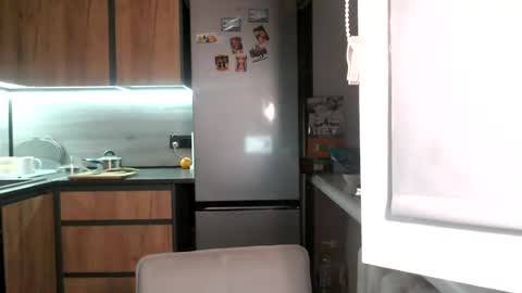 Sofi online show from September 9, 8:36 pm