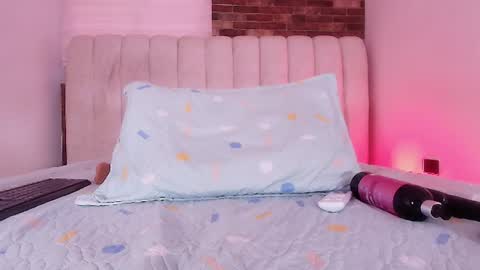 Sofia online show from August 6, 9:14 pm
