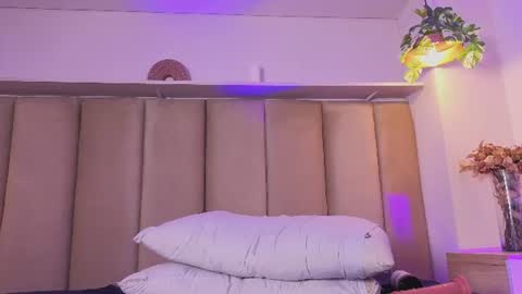 sofi_oaks online show from August 8, 10:21 pm