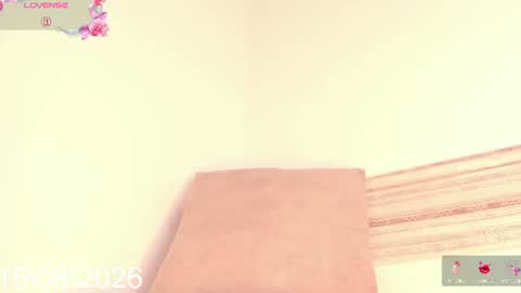 Sofia Burbano online show from August 15, 7:12 am