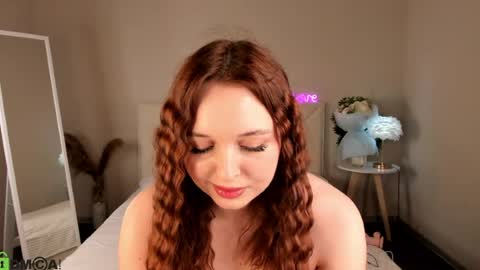 Sofia Gaze online show from August 14, 3:43 am