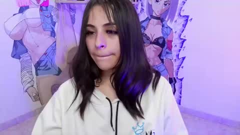 sofia_lara28 online show from August 11, 7:16 pm