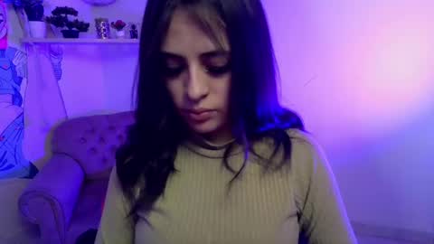 sofia_lara28 online show from August 14, 11:58 am