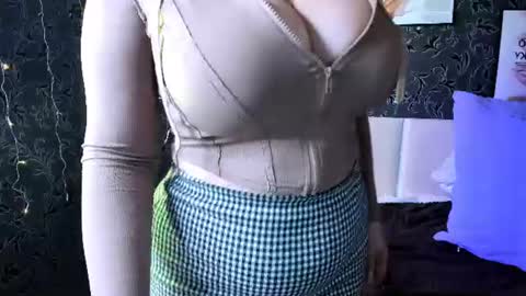 Sofia Lovvve online show from July 23, 10:17 am