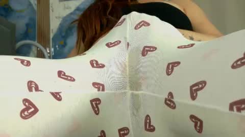 laura online show from August 15, 6:50 am