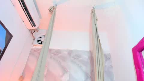 sofiacastillo01 online show from August 14, 2:43 pm