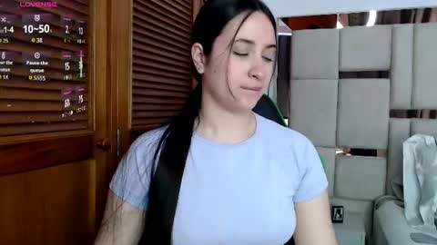 sofiaduque_26 online show from August 8, 3:23 pm