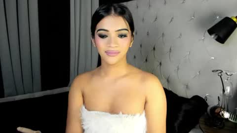 sofiamojic online show from August 9, 8:59 am