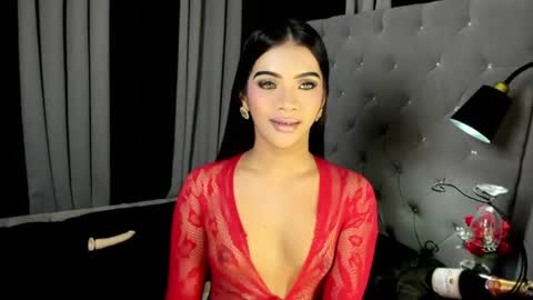 sofiamojic online show from August 11, 7:32 am