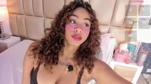 Sofia Stanley online show from August 4, 4:09 am