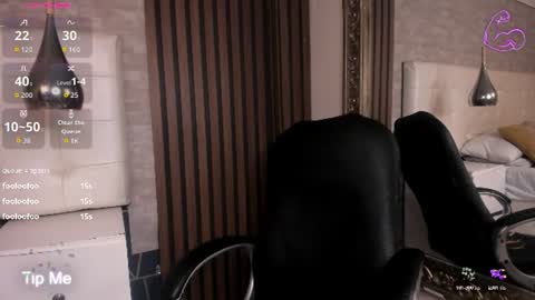 sofiathoompson online show from August 9, 10:11 pm