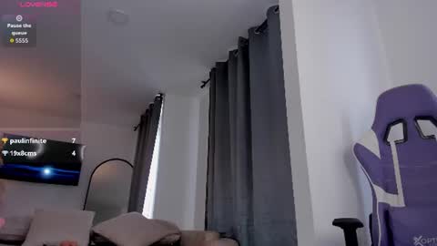 sofia wiliam   online show from July 31, 7:08 pm