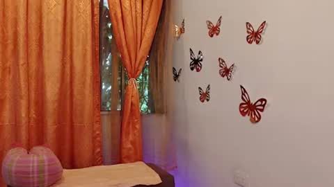 Sofi Bella online show from August 6, 10:31 pm