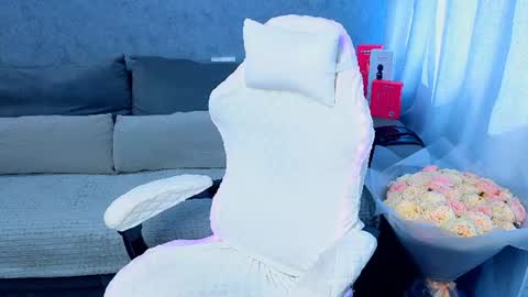 sofie__evans online show from August 15, 4:16 am