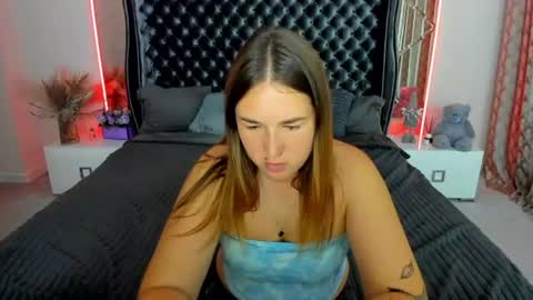 sofii_darling online show from August 2, 6:59 pm