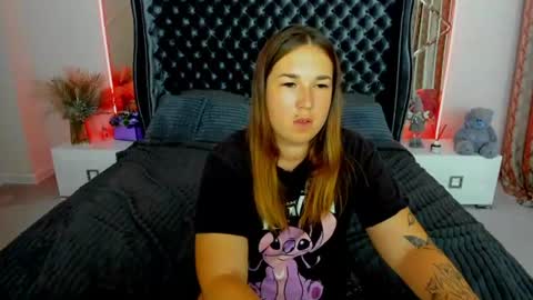 sofii_darling online show from August 10, 9:38 pm