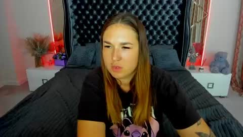 sofii_darling online show from August 11, 12:34 am