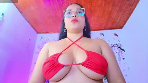  Sofa Daz  online show from August 13, 9:56 am
