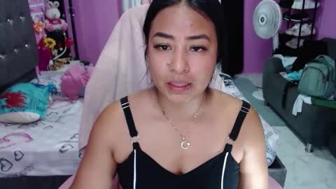 sofia Dreams online show from March 19, 2:59 am