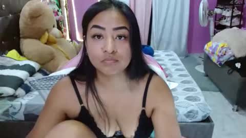 sofia Dreams online show from May 14, 1:49 am