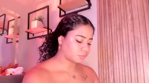 sofiifox online show from August 13, 6:44 pm