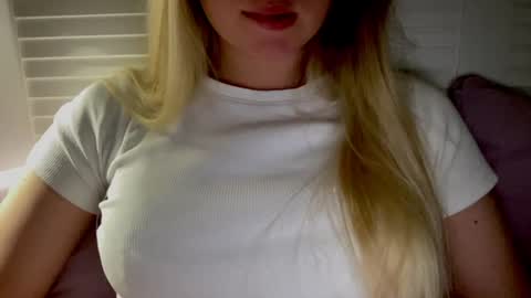 Sofi online show from August 3, 12:50 am