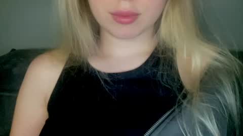 Sofi online show from August 11, 9:17 pm