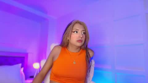 Soflyyy online show from August 10, 1:34 pm