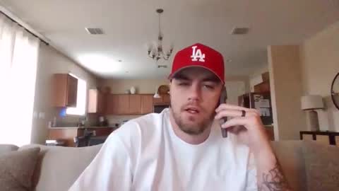 soft0ne online show from April 6, 3:27 pm