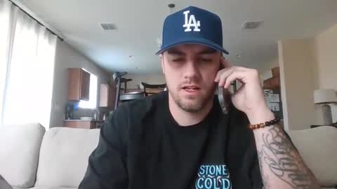 soft0ne online show from April 21, 3:22 pm