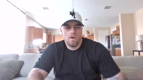 soft0ne online show from August 10, 6:31 pm