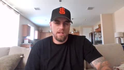 soft0ne online show from August 17, 4:23 pm