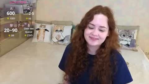 Mia online show from August 26, 7:21 pm