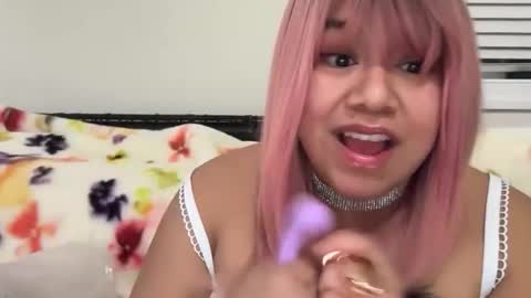 softandcreamyass online show from March 28, 2:18 am