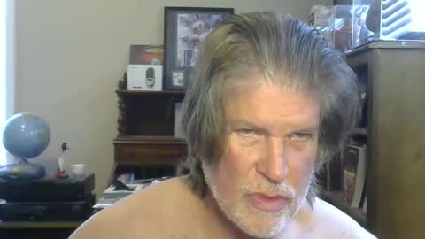 Brett online show from May 19, 3:24 pm