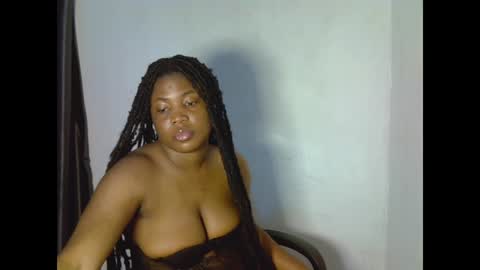 deire online show from August 8, 9:37 pm