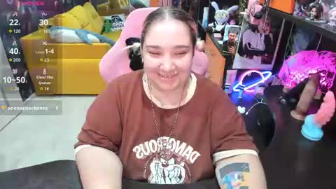 Sofie online show from August 12, 8:38 am