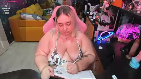 Sofie online show from August 13, 5:10 am