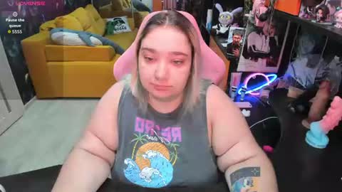 Sofie online show from August 14, 1:09 am