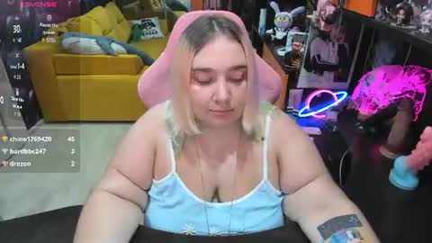Sofie online show from August 15, 8:18 am